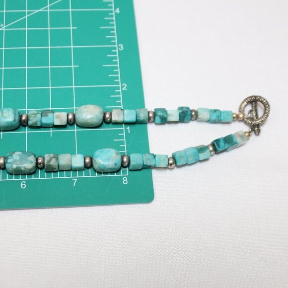 Beautiful Magnesite Gemstone Necklace 22" - Picture 11 of 12